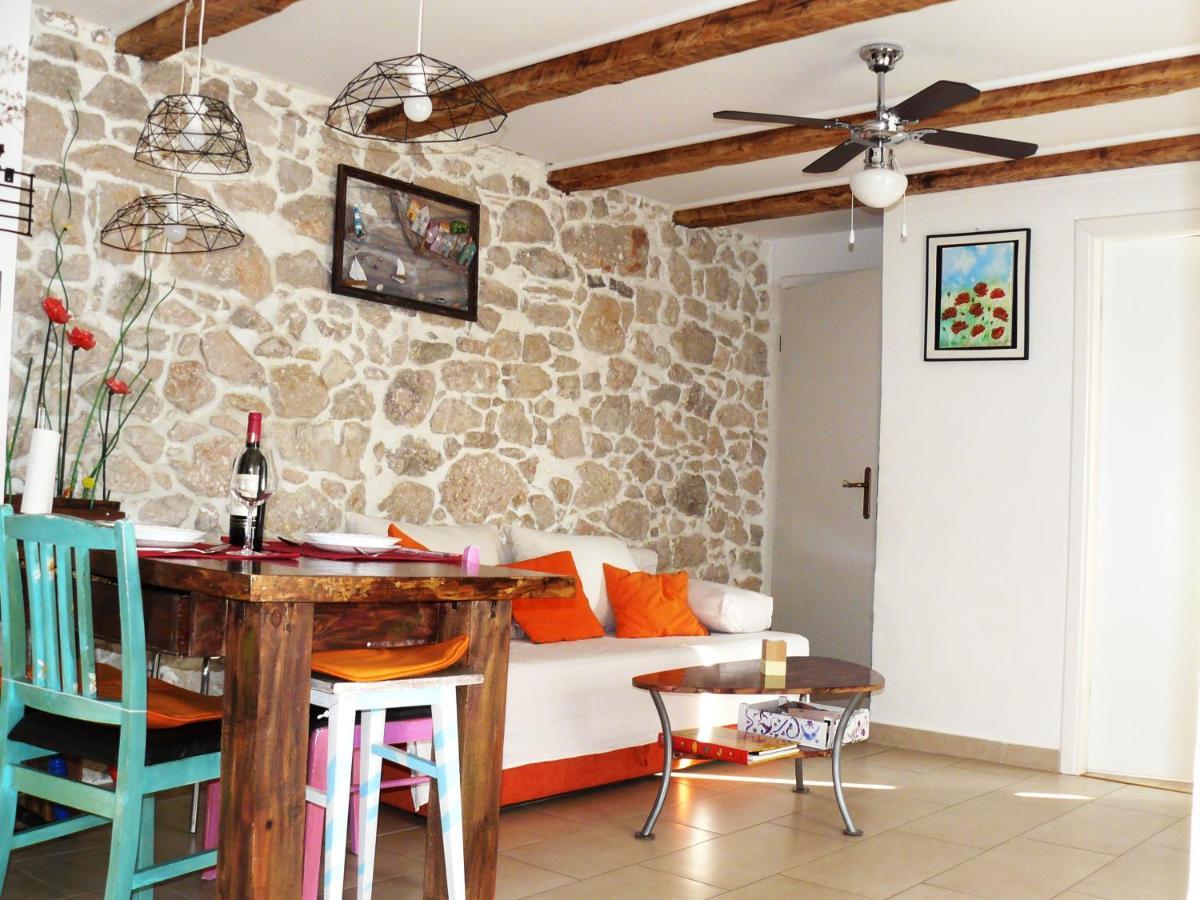 Mimi Apartment ยาดราโนโว ภายนอก รูปภาพ
